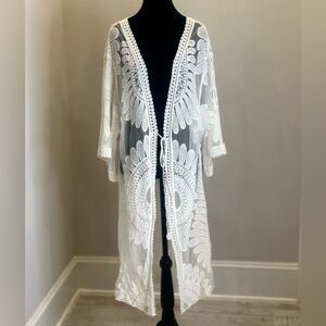 🍒White Sheer Lace Kimono Cardigan
